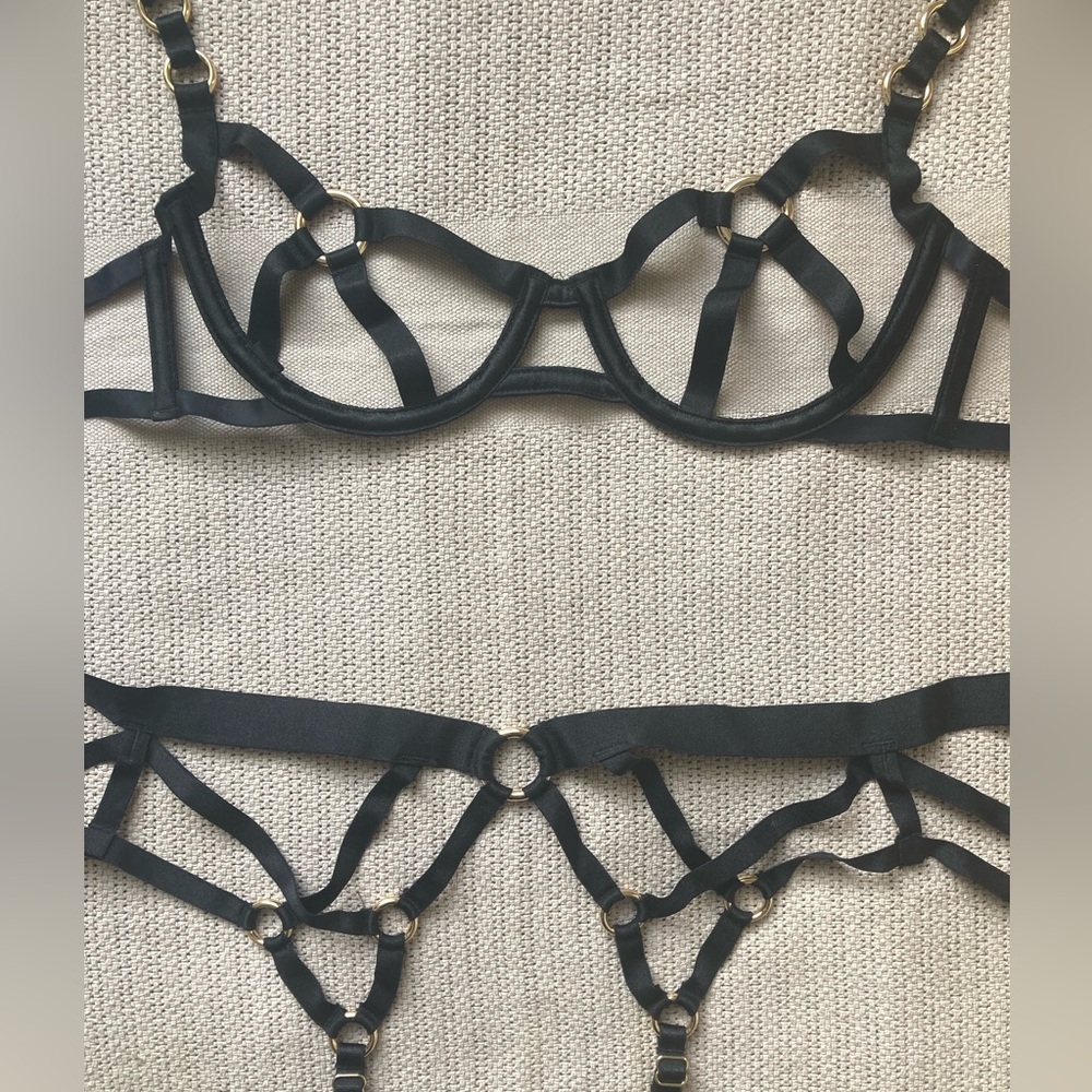 Victoria's Secret Bra + Garter Set
